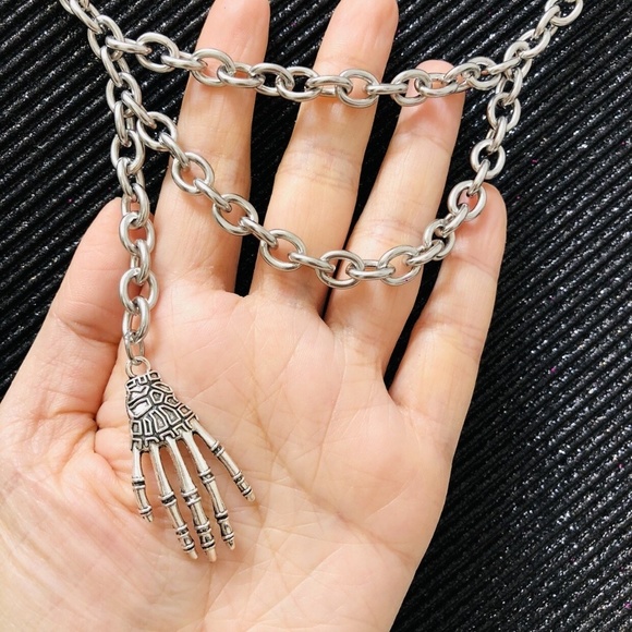 Punk Gothic Hand skeleton pendant Necklace Choker - Picture 5 of 5